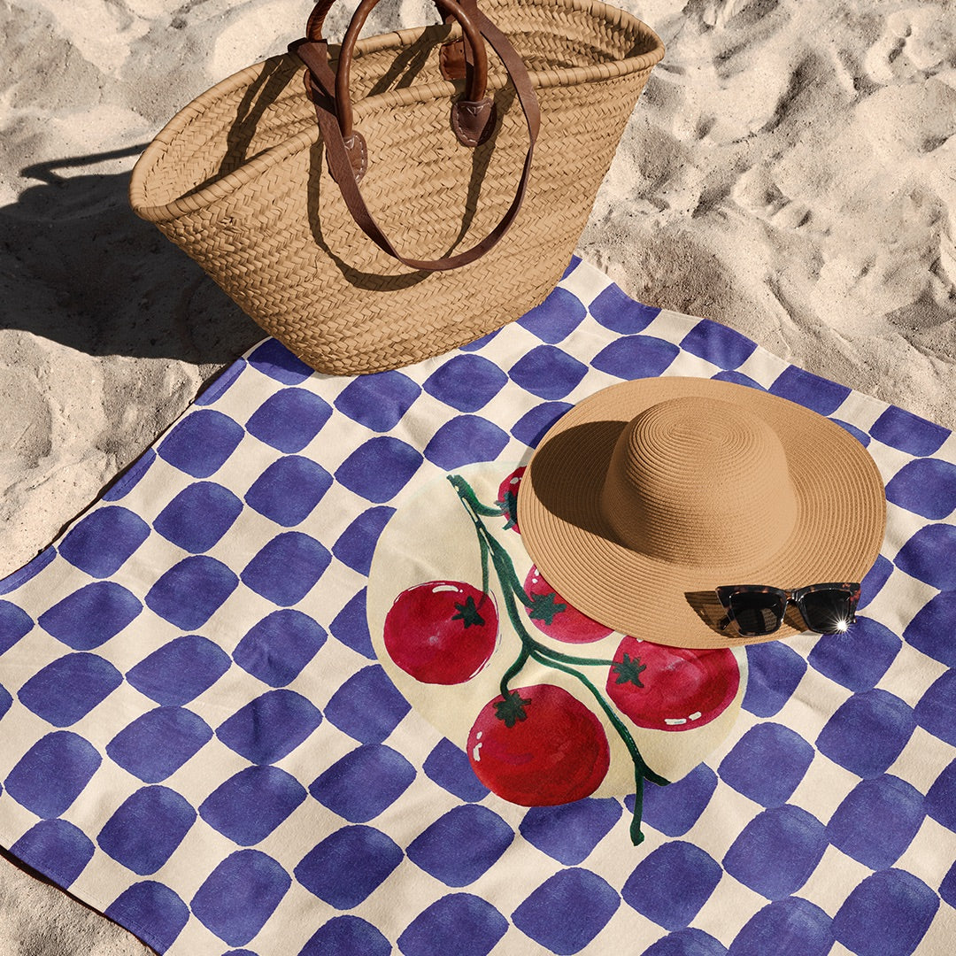 Serviette de Plage Motif Tomates sur Damier