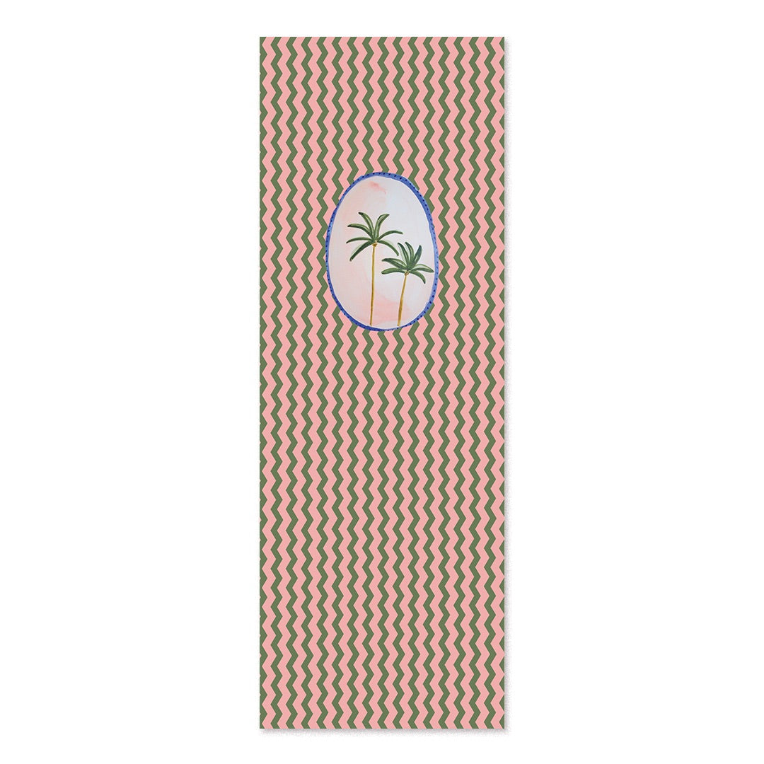 Transat à chevrons verts et roses avec motif de palmiers au centre